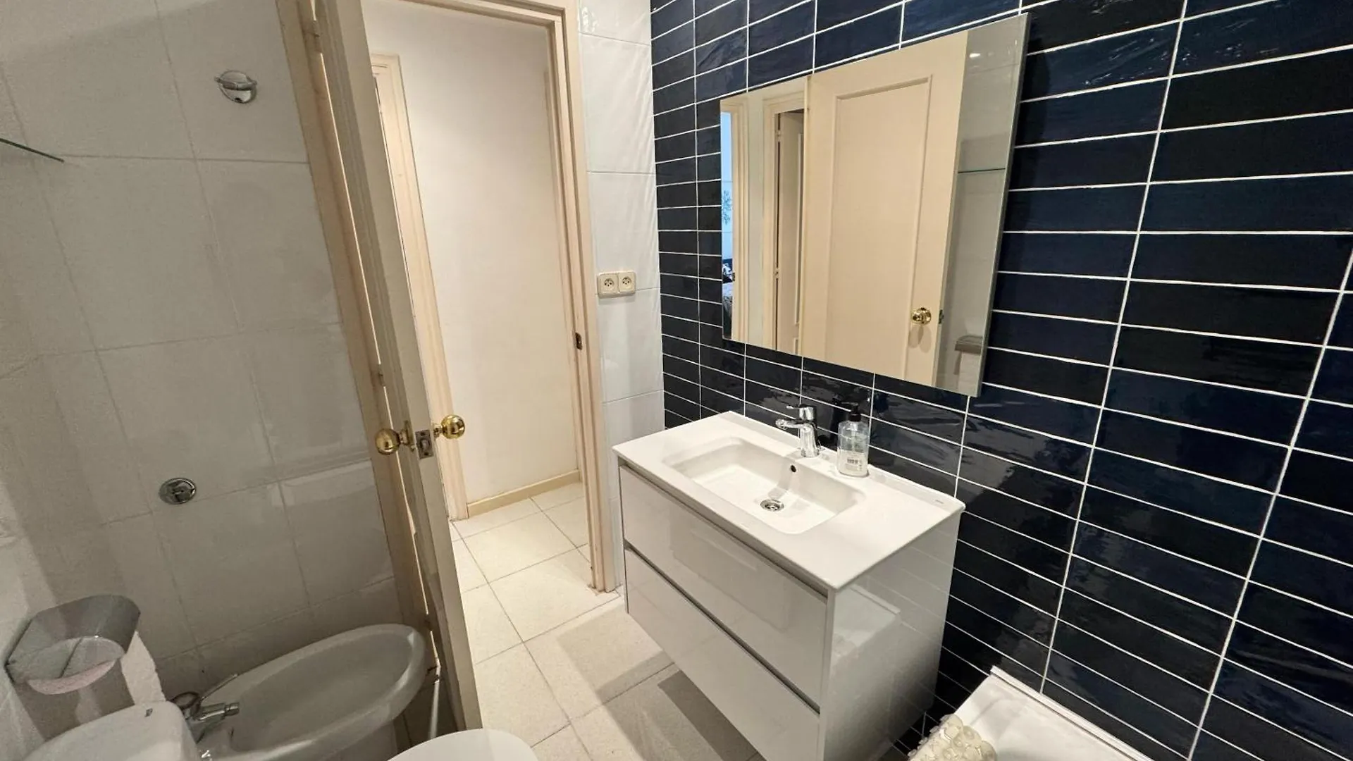 Appartement Nautic Wifi Parking Y A 150 Metros De La Playa à Tossa de Mar Espagne